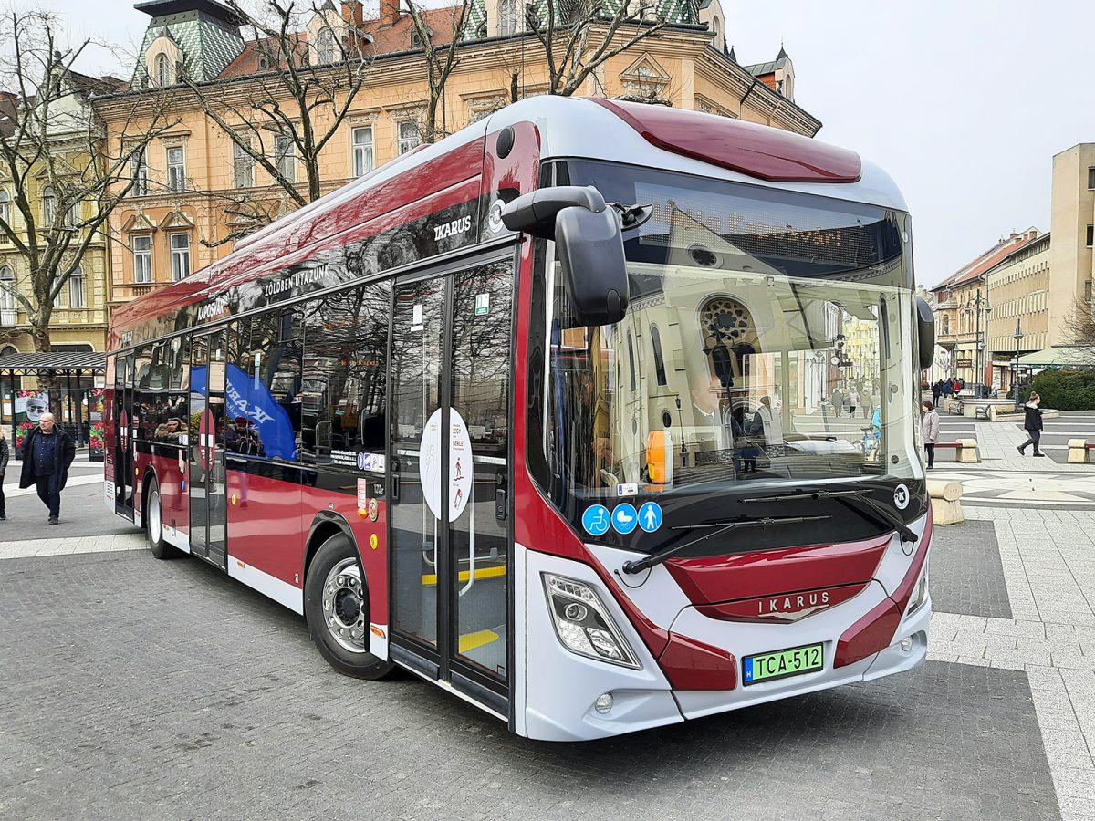 Ikarus delivered a couple of 120e electric buses in Hungary (jointly  developed with CRRC) - Sustainable Bus